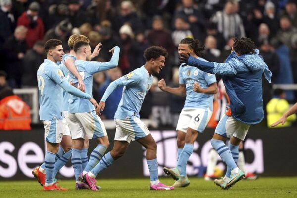 djembefola.com, Manchester City Taklukkan Liverpool 3-2 dalam Laga Dramatis